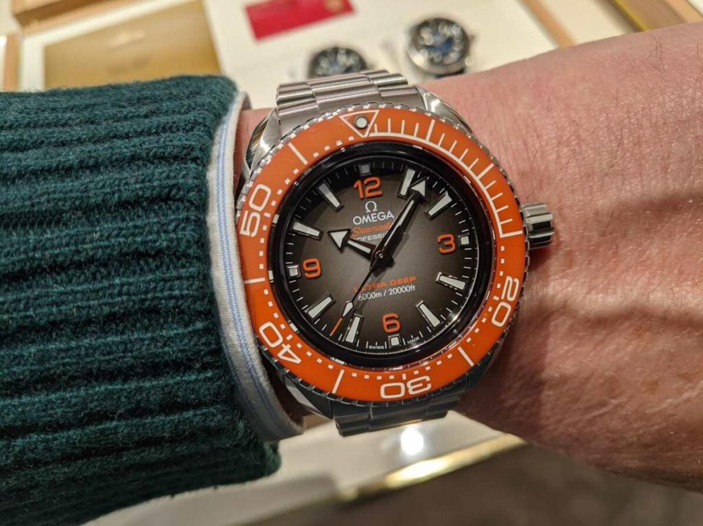 Fake Omega 2022 News: Live Photoreport From the Milan Boutique