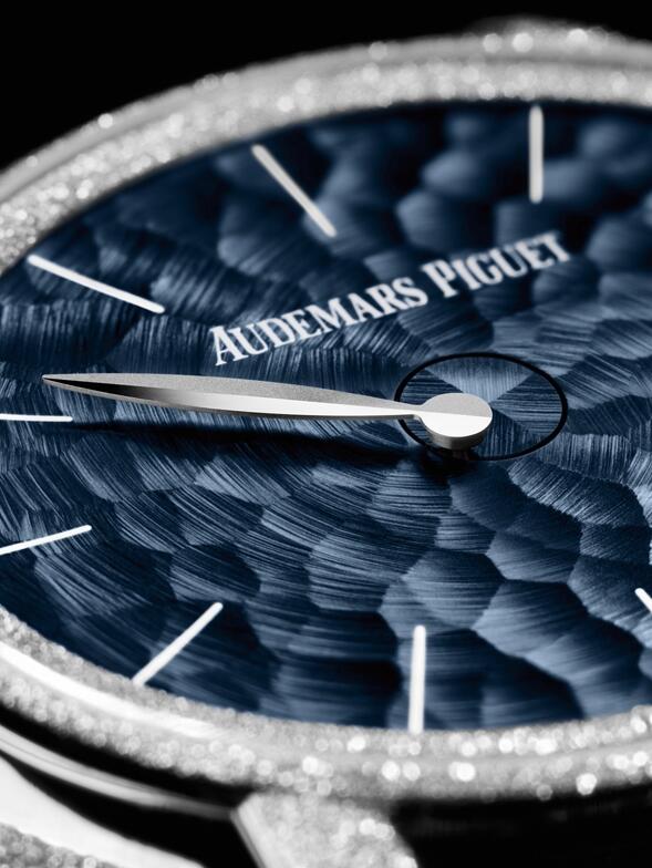 Fake AUDEMARS PIGUET MILLENARY FROSTED PHILOSOPHICAL GOLD