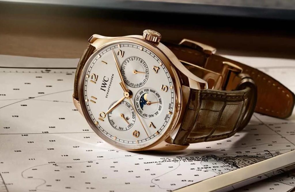 Visit the replica IWC Manufacture Comfortably Seated from Home