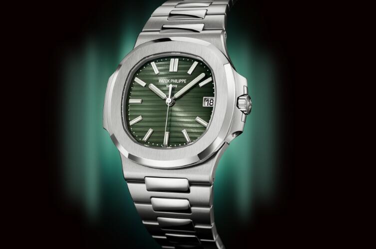 Replica Patek Philippe 5711 / 1A with olive green dial